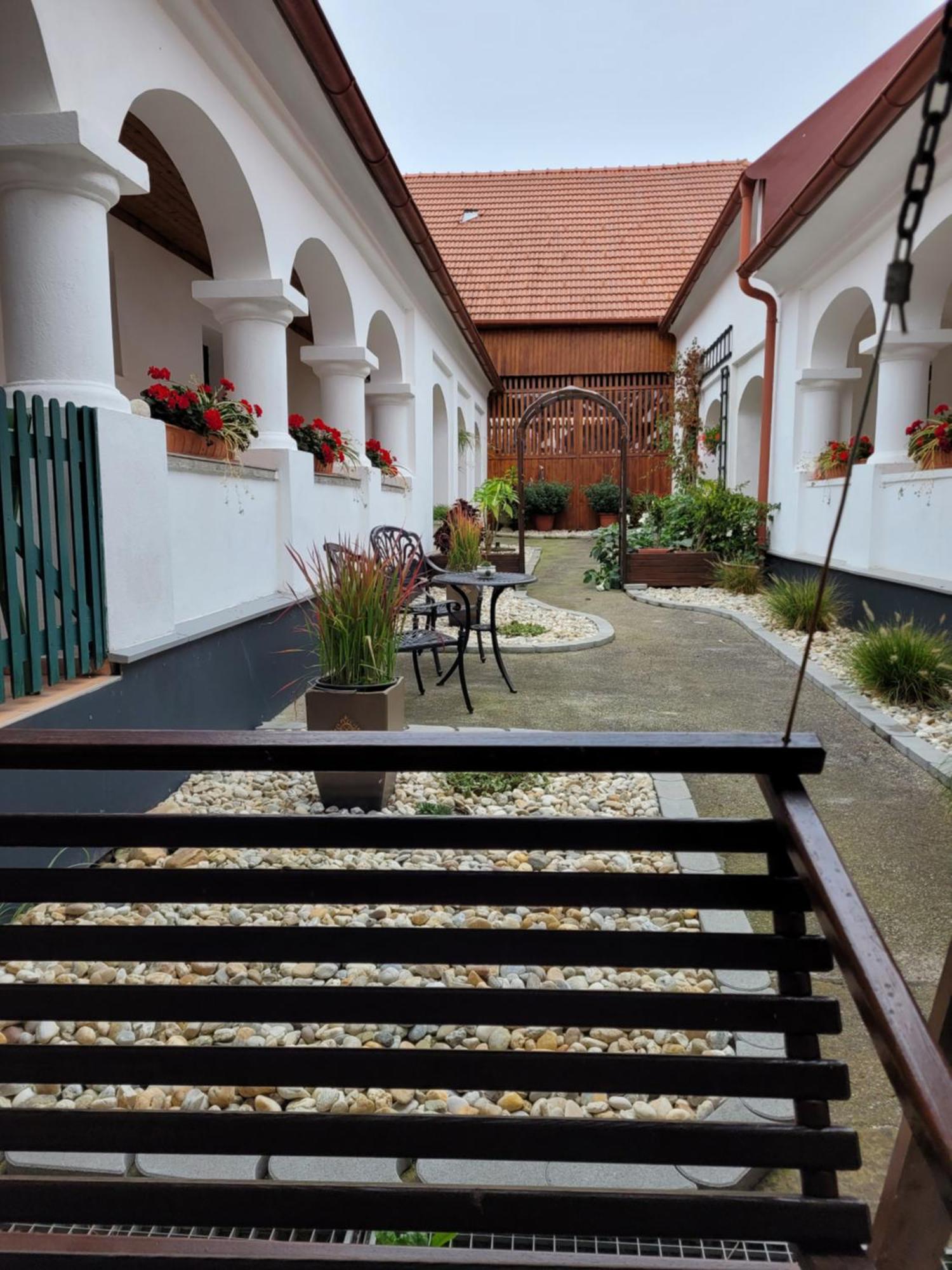 Arkadenhof Kurtz Hotel Markt Allhau Ngoại thất bức ảnh